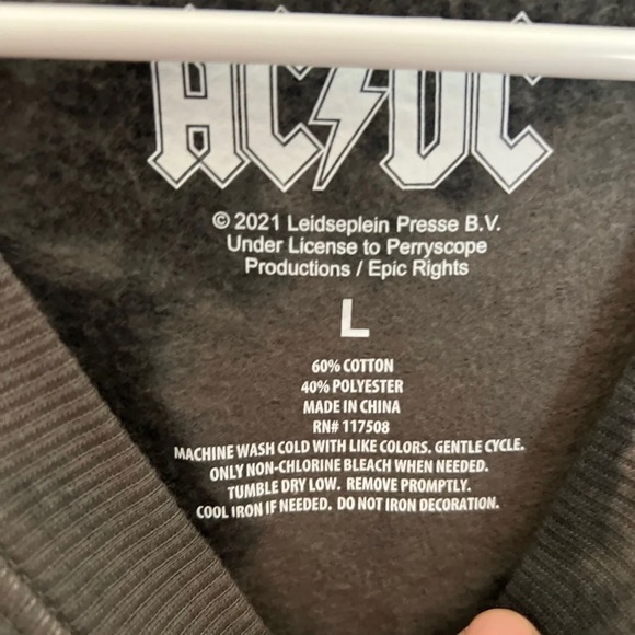 🚨ON SALE!! AC DC Highway to Hell acid wash Sweatshirt - Picture 4 of 4